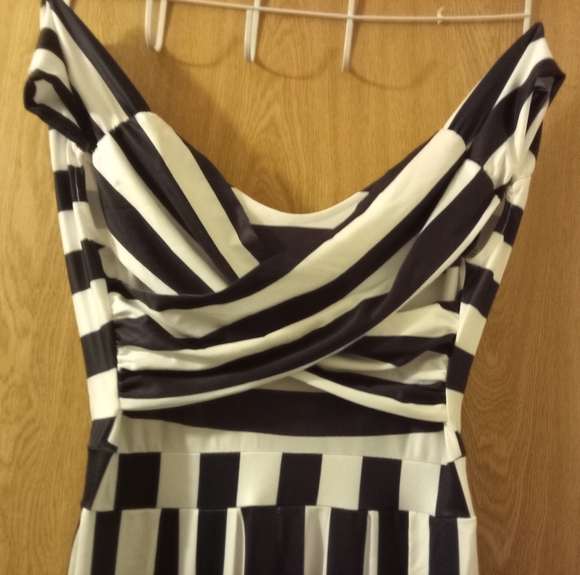 Retro Stage 1960's Black And White Pinstripe Jumpsuit Small Halloween - Picture 6 of 6
